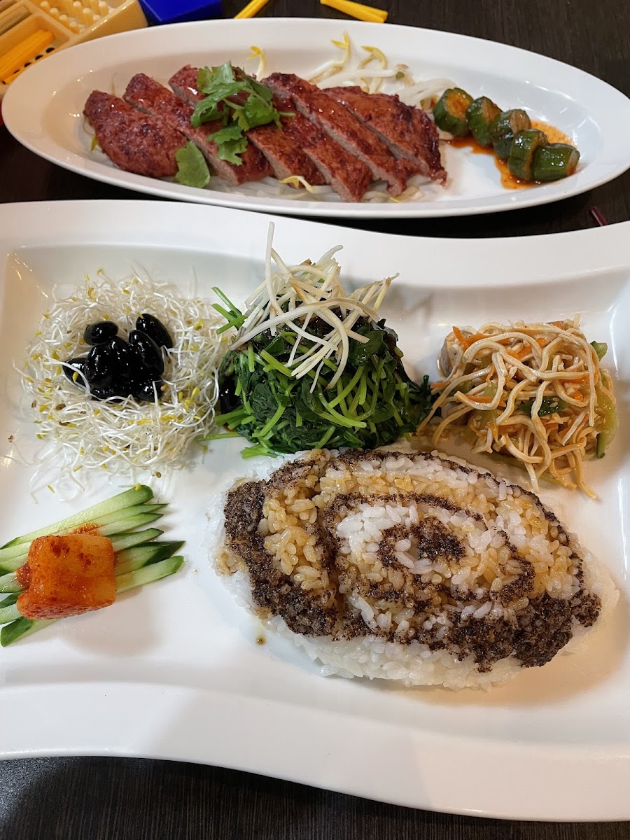 Feng Wei Ting Delicious Vegetarian Food House-9