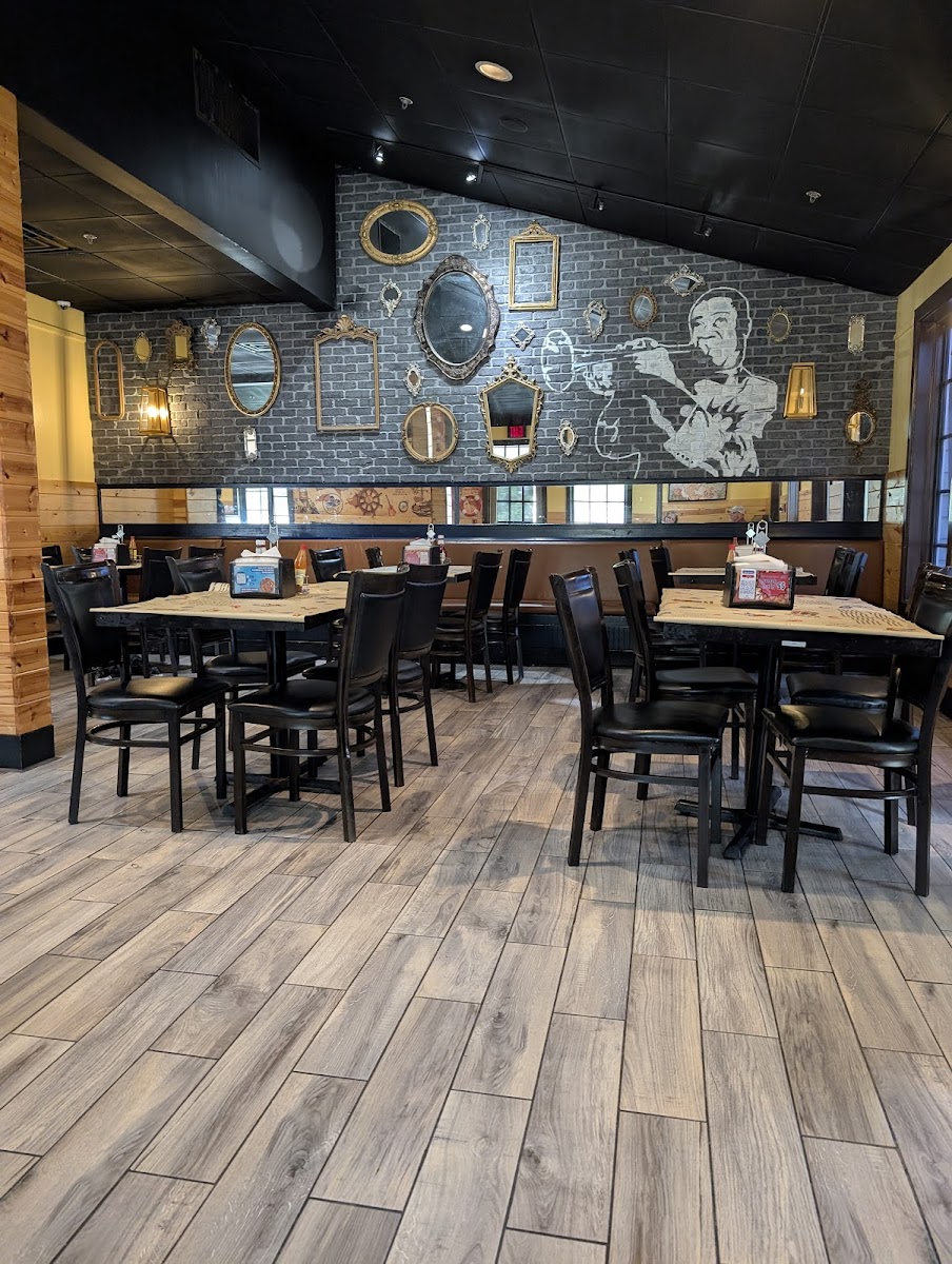 Fiery Crab Seafood Restaurant And Bar - Alexandria