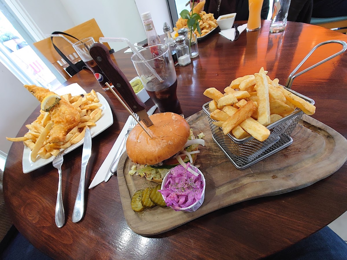 Fish & Grill-8