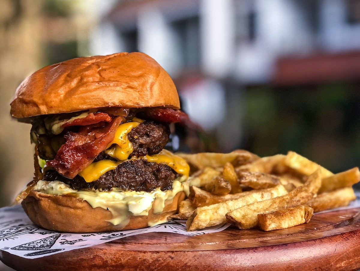 Fit And Fat Burguers-5