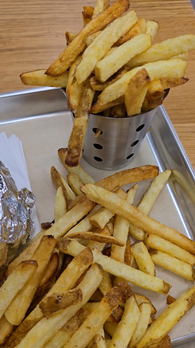 Five Guys Burgers And Fries Berlin Potsdamer Platz-2