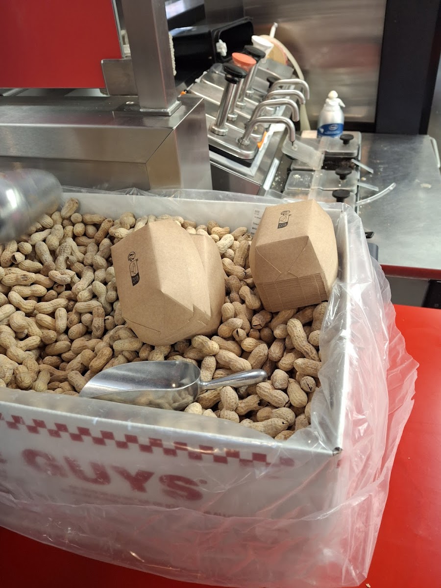 Five Guys Burgers And Fries Berlin Potsdamer Platz-7