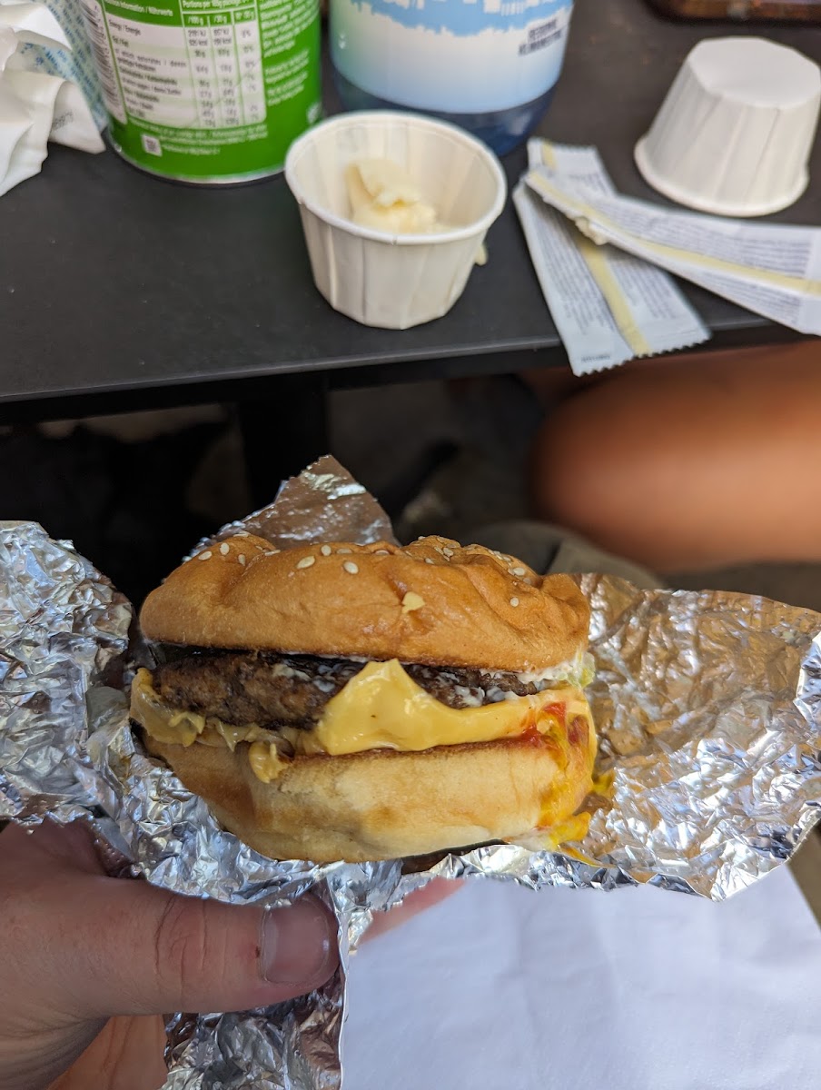 Five Guys Burgers And Fries Berlin Potsdamer Platz-8