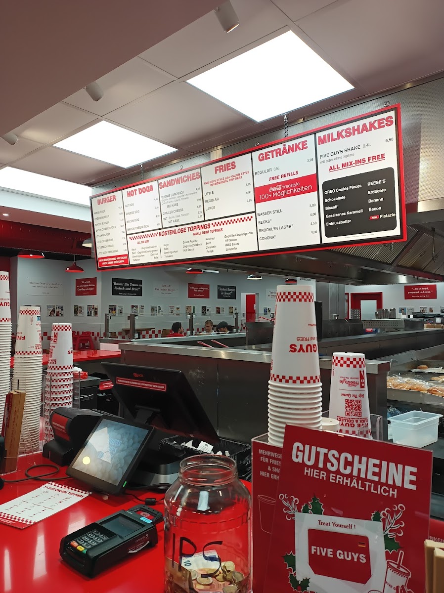 Menu Five Guys Burgers And Fries Hamburg Jungfernstieg-8