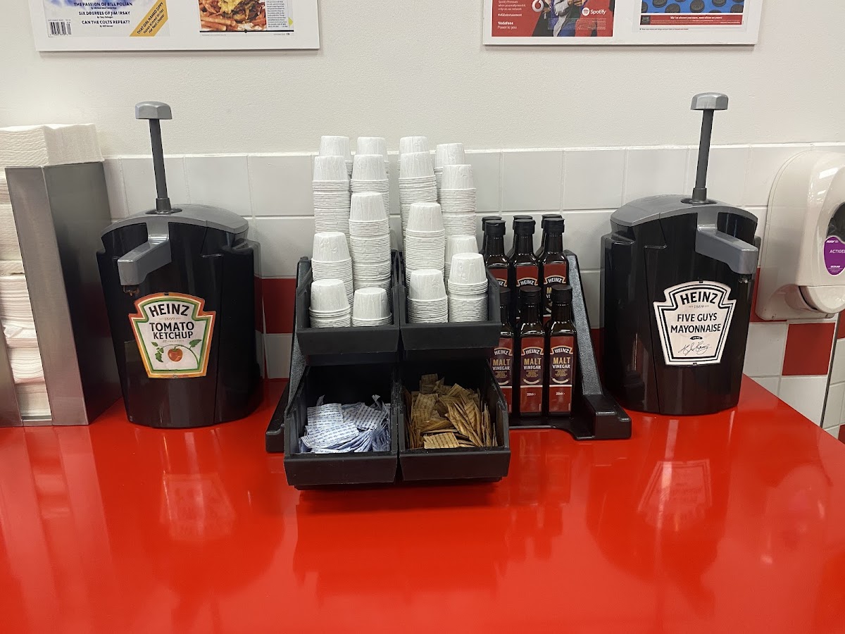Five Guys-8