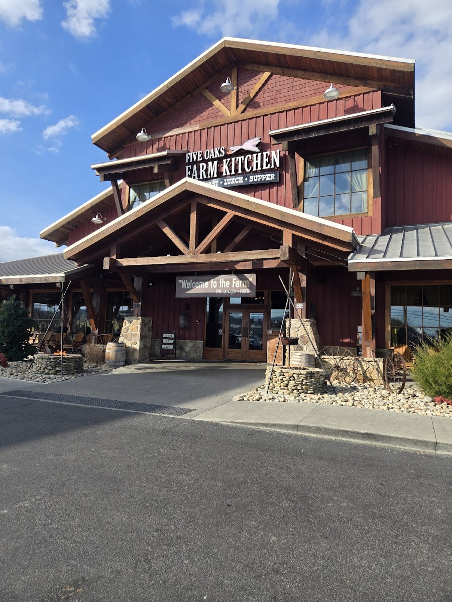 Five Oaks Farm Kitchen