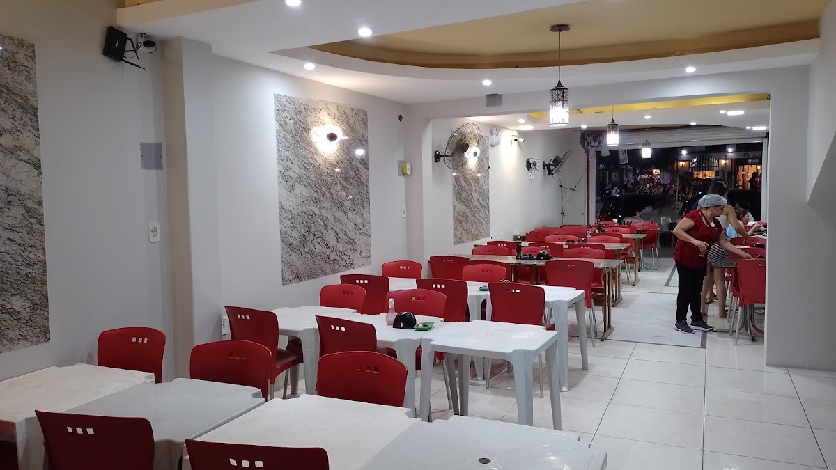 Flana's Restaurante E Pizzaria / Sushibar-3