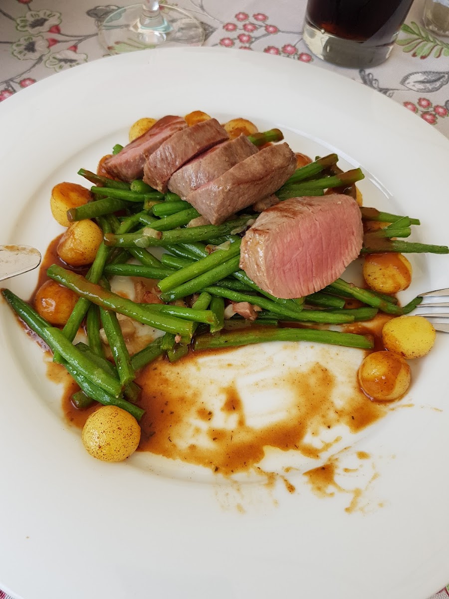 Fliederhof Feierlichkeiten Veranstaltungen Familienrestaurant-7