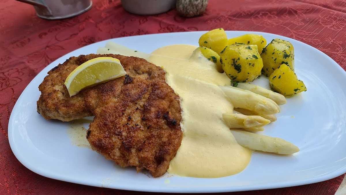 Fliederhof Feierlichkeiten Veranstaltungen Familienrestaurant-8