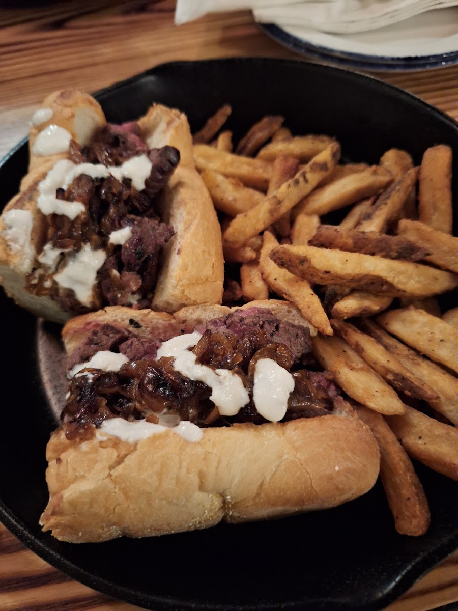 Floridays Woodfire Grill & Bar-4