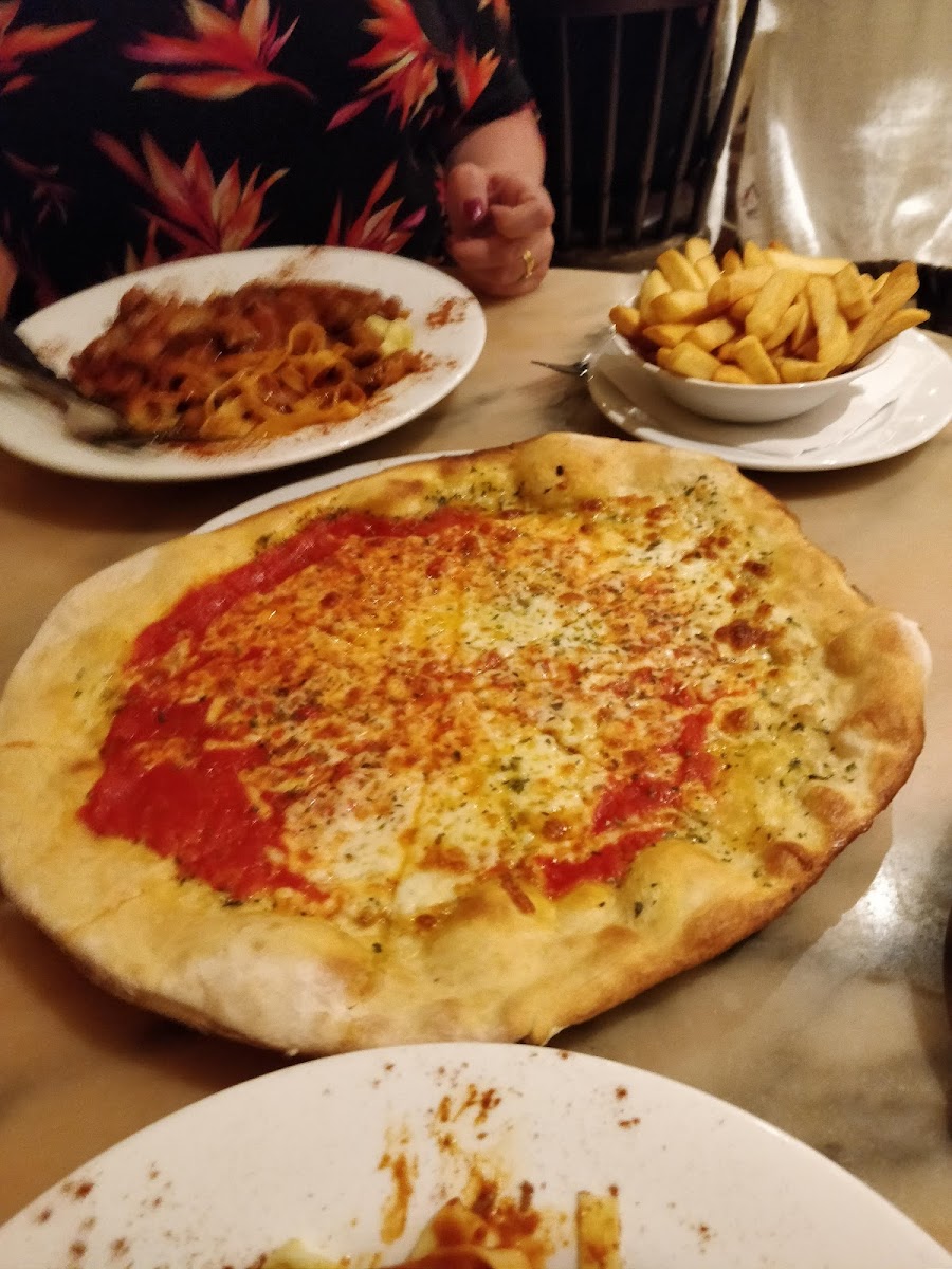 Florios Pizzeria-10