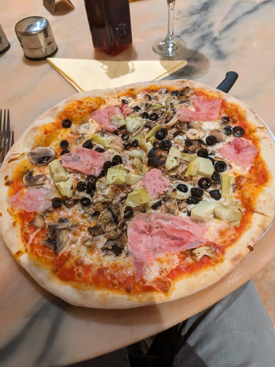 Florios Pizzeria-7