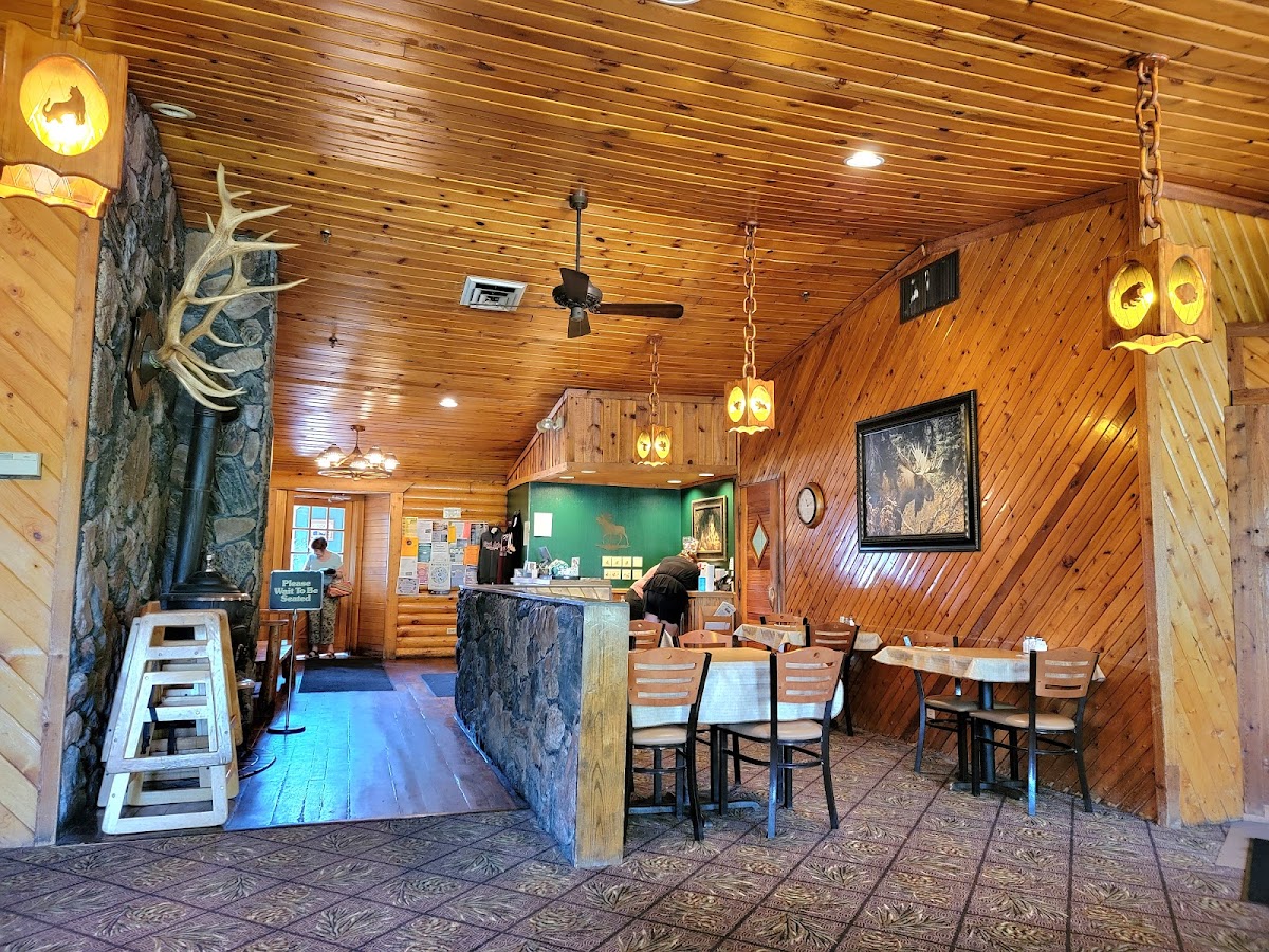 Forest Lake Restaurant