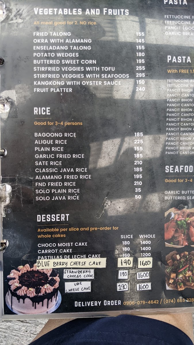 Menu Fork N' Dagger-6