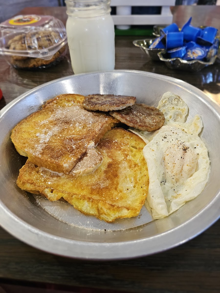 Four Corners Restaurant & Bar-3
