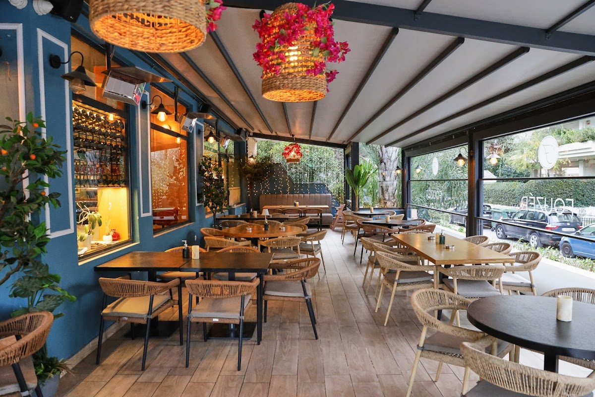 Fouzer Restaurant & Cafe