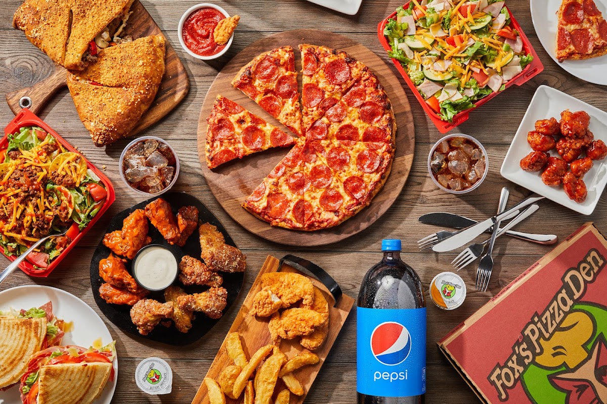 Fox's Pizza Den - Mckees Rocks-9