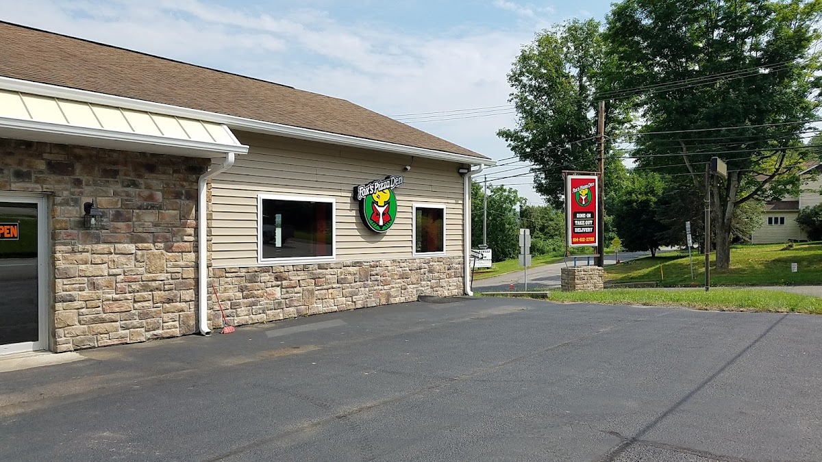 Fox's Pizza Den Of Reynoldsville-4