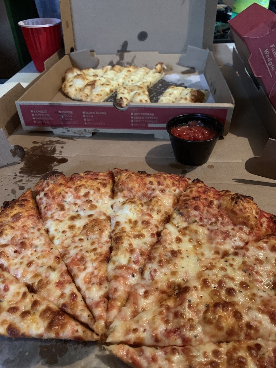 Fox's Pizza Den-5