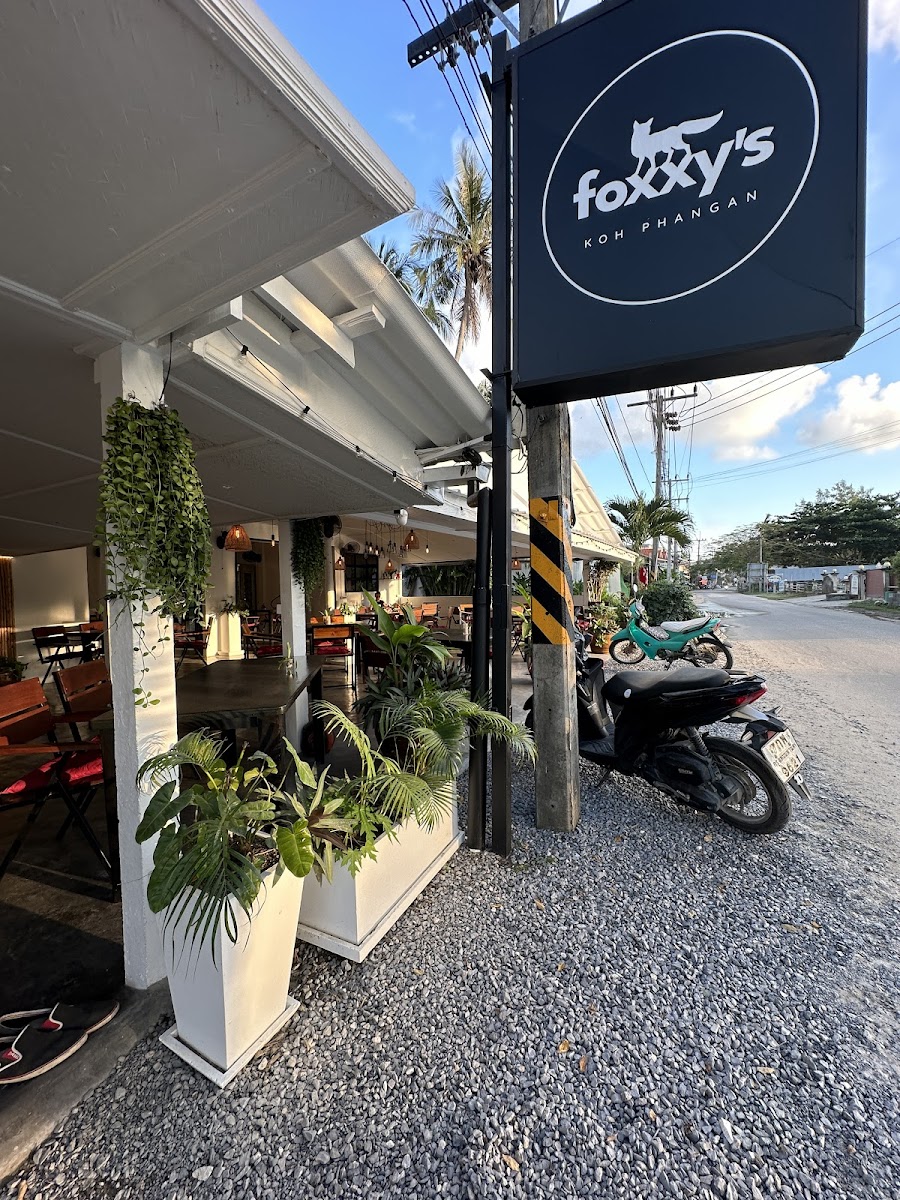Foxxy's Restaurant & Café