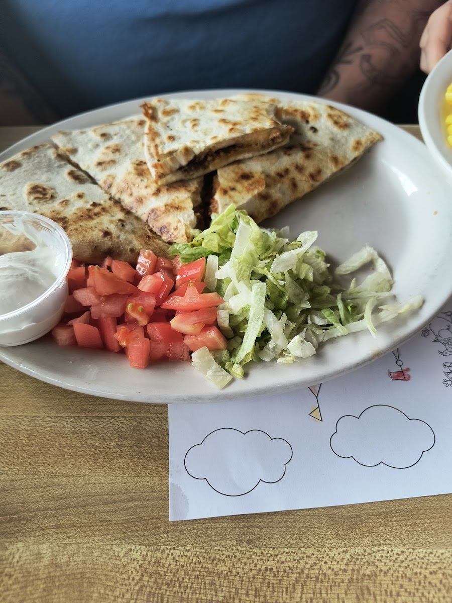 Freddie's Family Restaurant-8