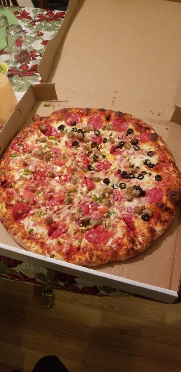Free Topping Pizza-5