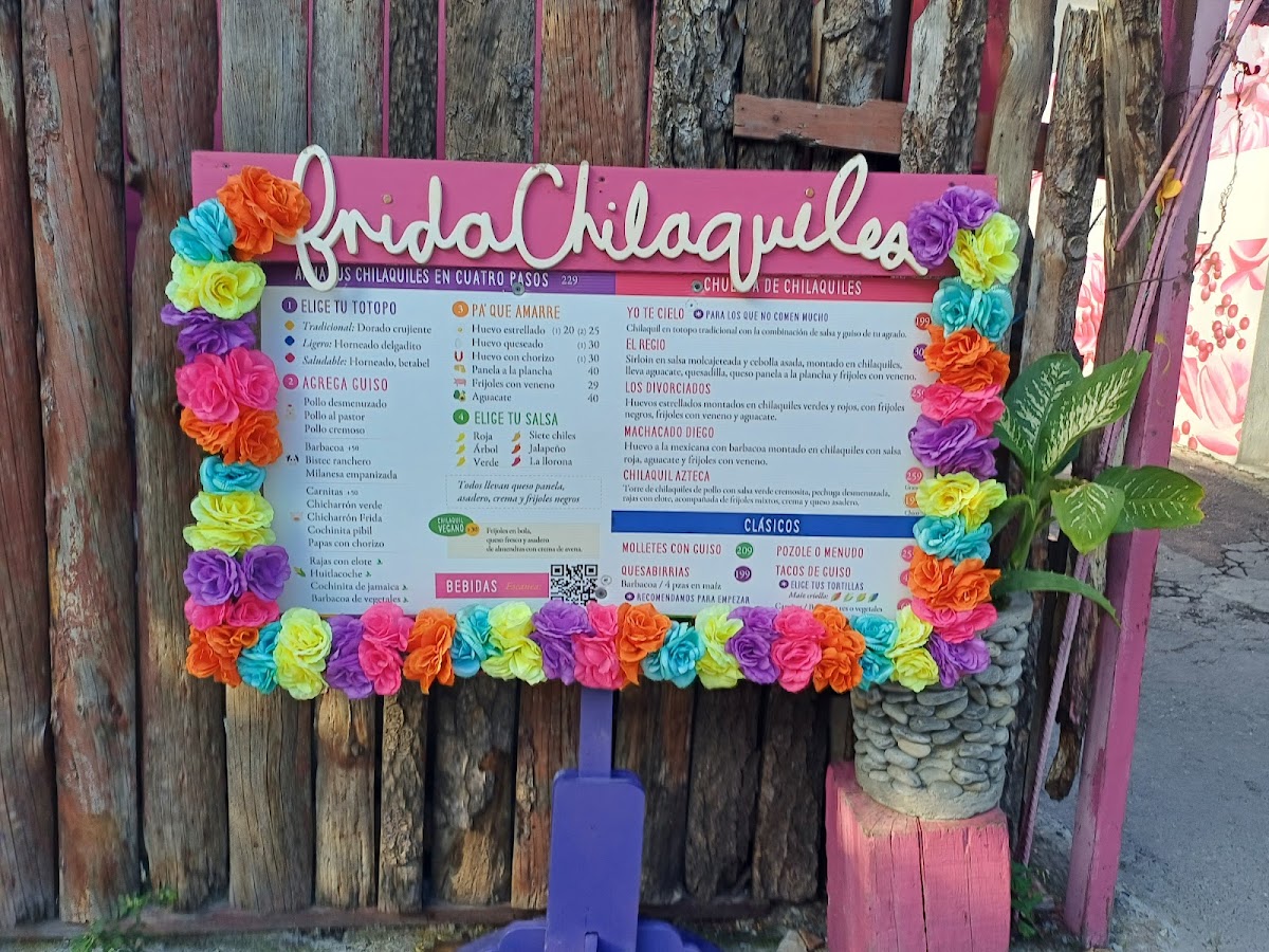 Menu Frida Chilaquiles-8