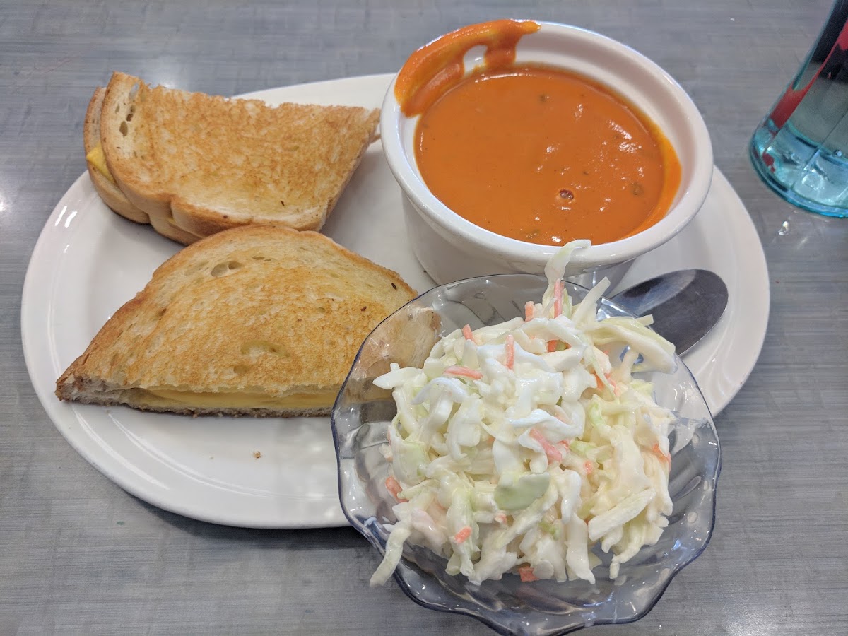 Friendly's-8