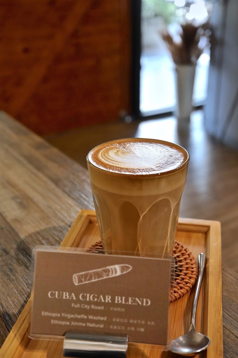 Frini Café-4