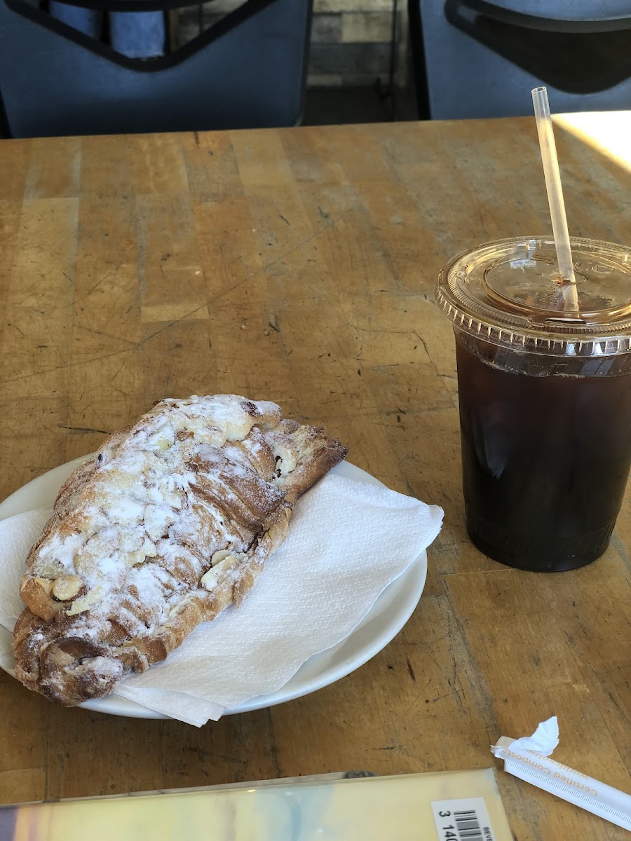 Front Street Coffeehouse-10