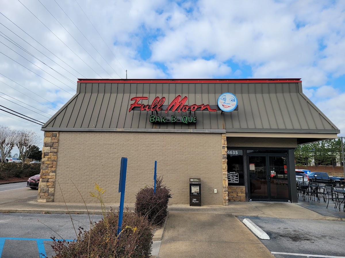 Full Moon Bar-B-Que