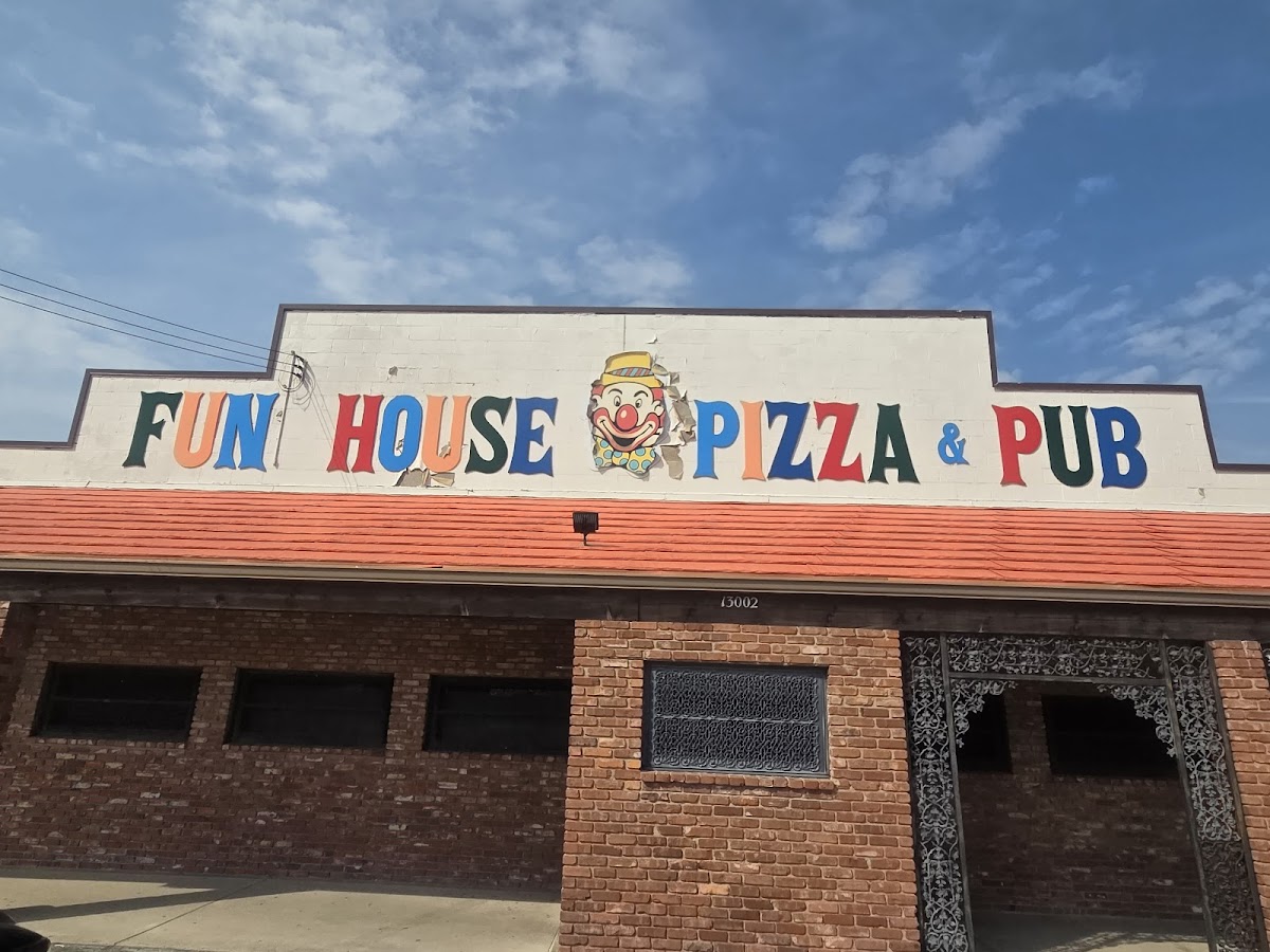 Fun House Pizza & Pub