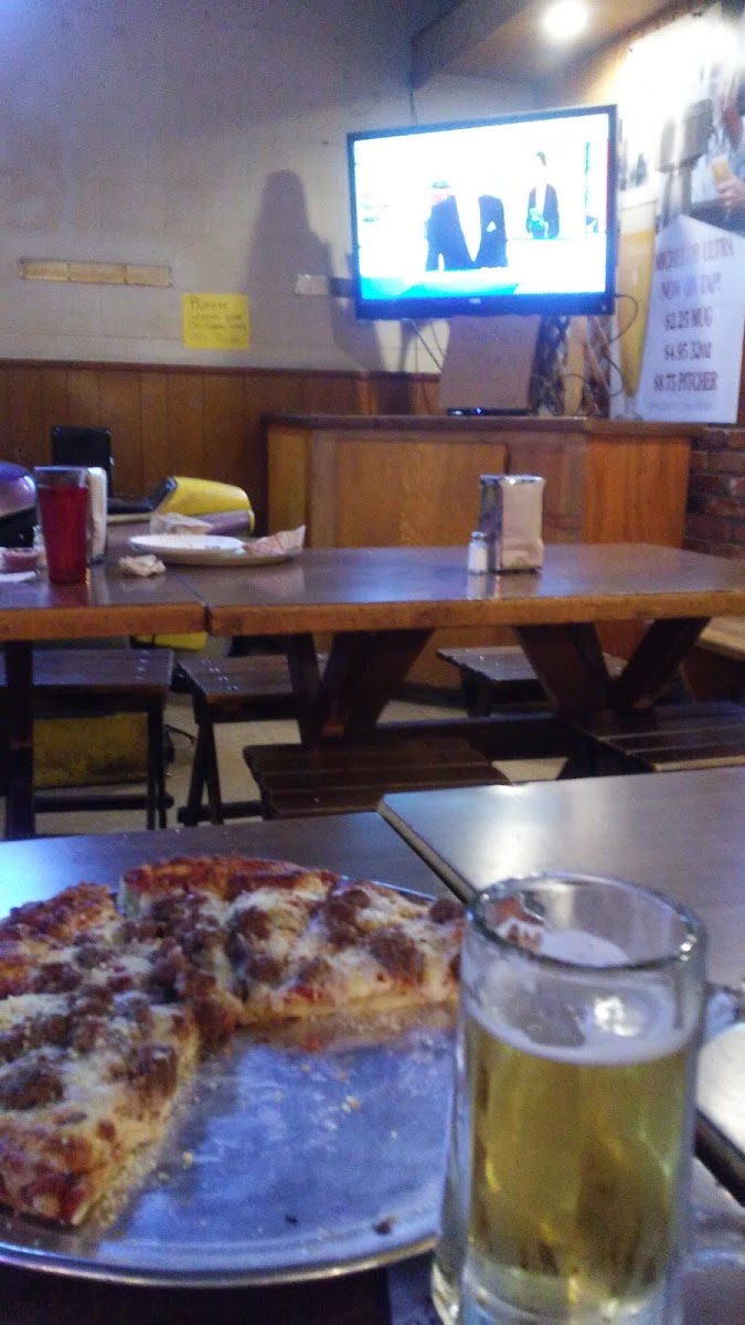 Fun House Pizza & Pub-8