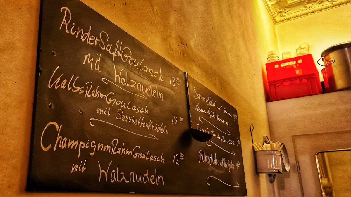 Menu G Wie Goulasch-4