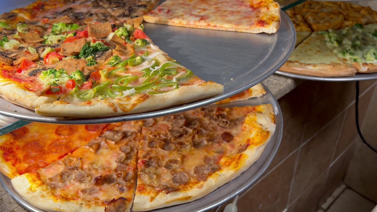 Gabby's Pizza-2