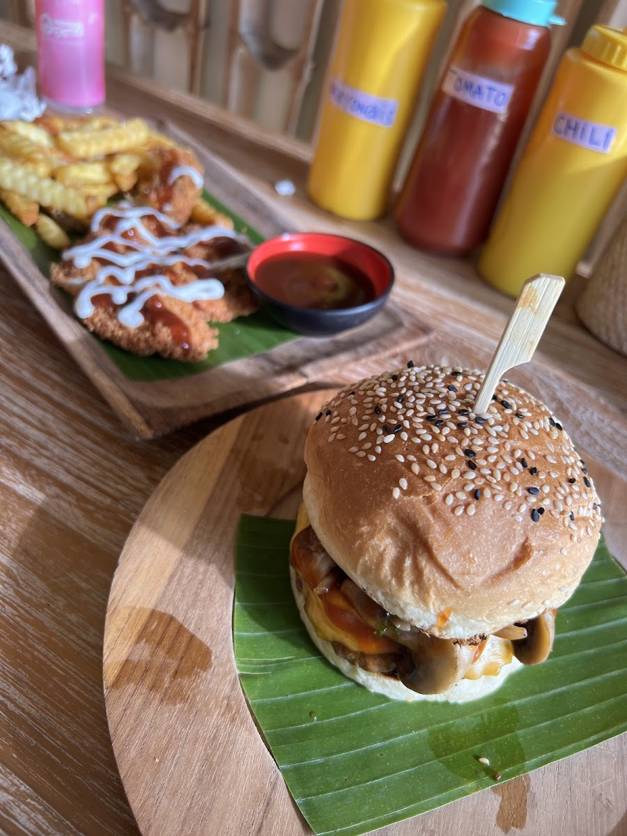 Gaees Burger Ubud-4