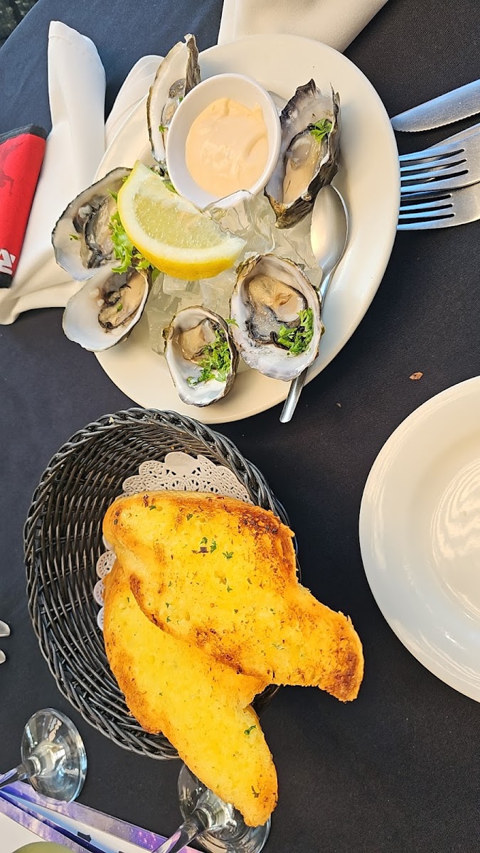 Galaxy Seafood And Mediterranean Restaurant-6