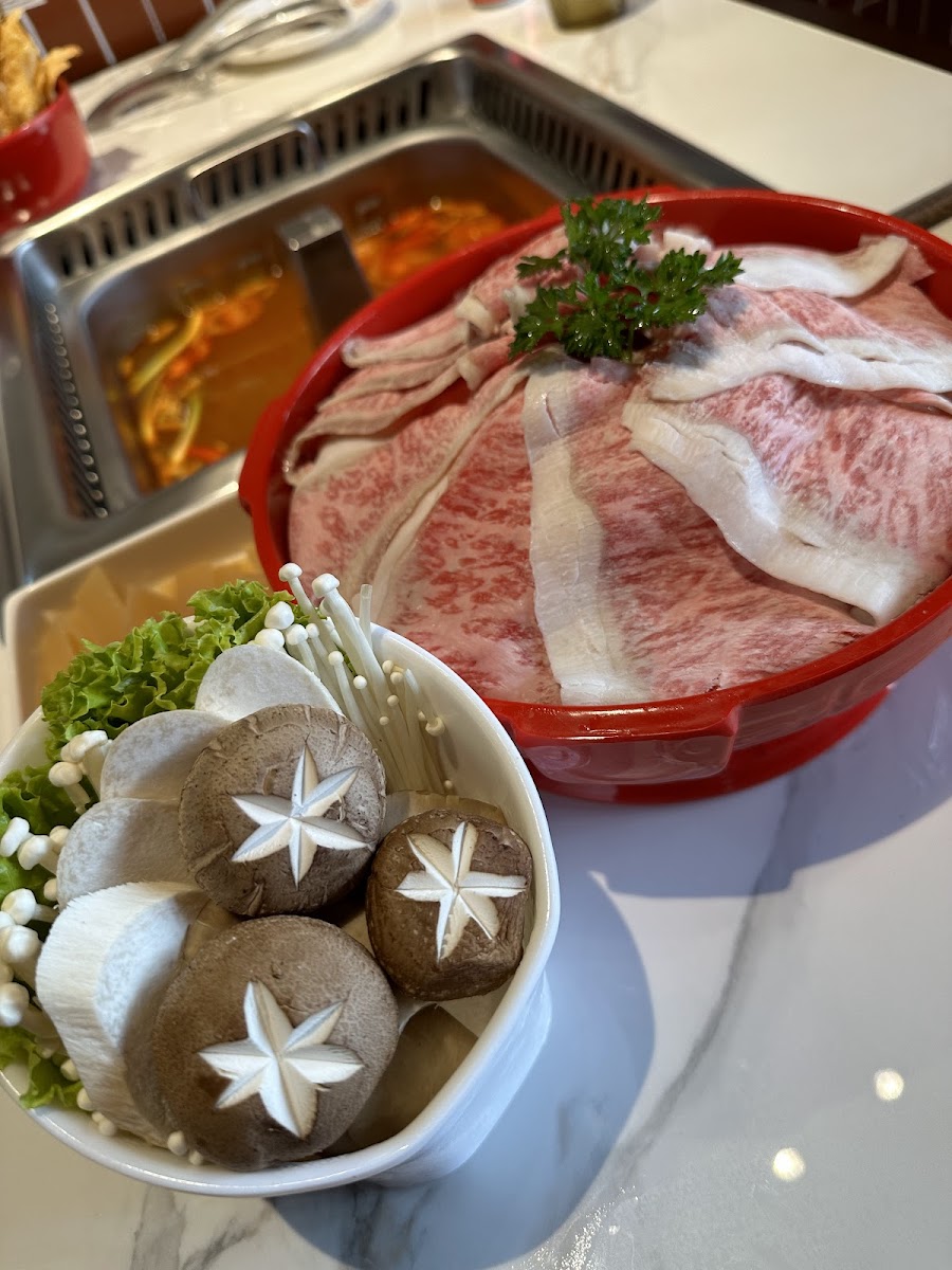 Gang Yu Hot Pot Nha Trang 港渝火锅芽庄店(Lẩu Trung Hoa/나트랑 샤브샤브)-7