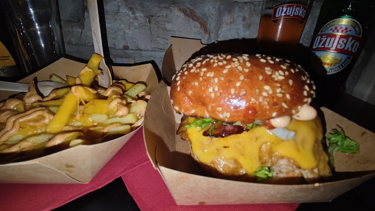 Gara Burger House-9
