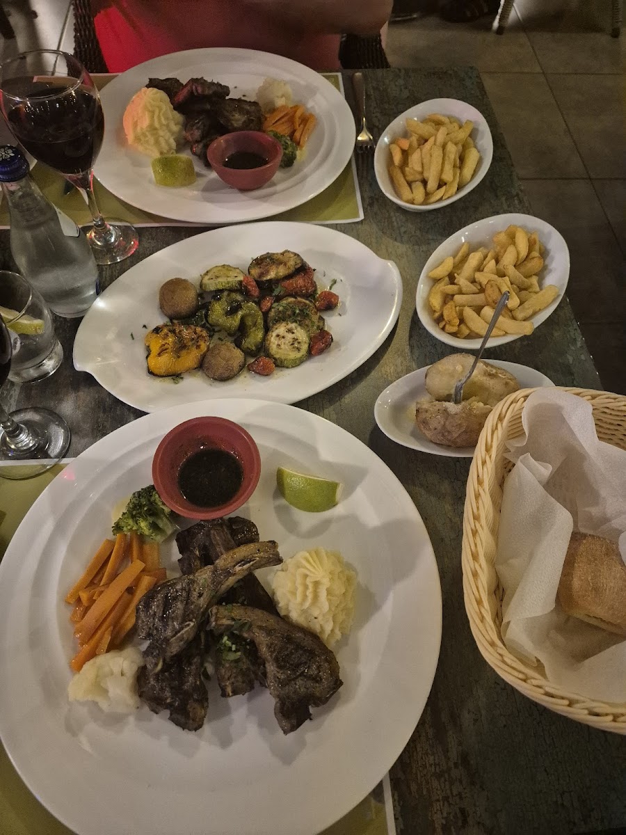 Gardens Restaurant-10