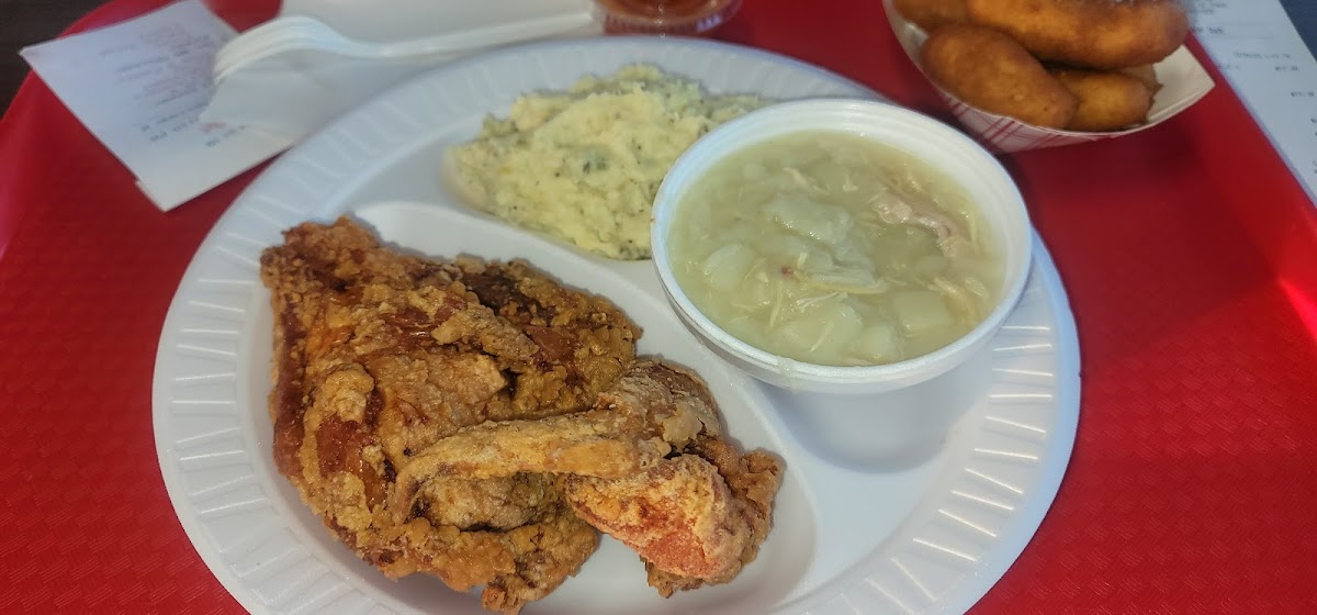 Gardner's Barbecue Fairview Road-8