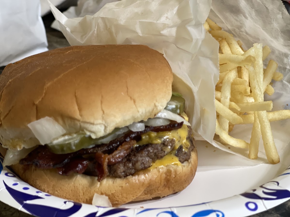 Gary's Drive In-2