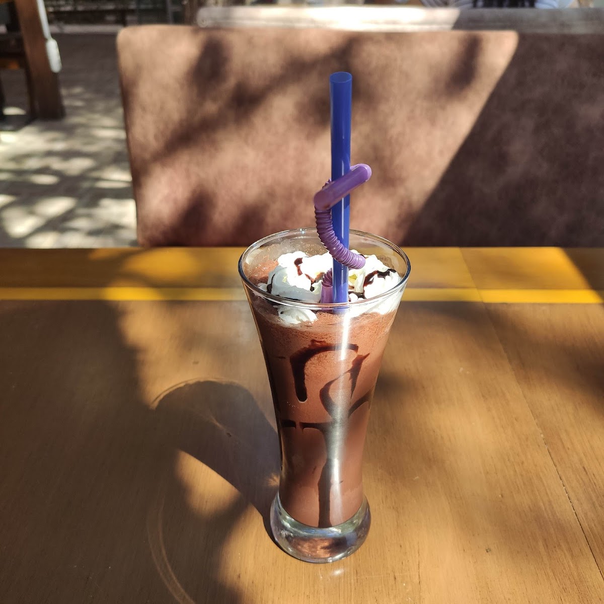 Üçgen Kafe-5
