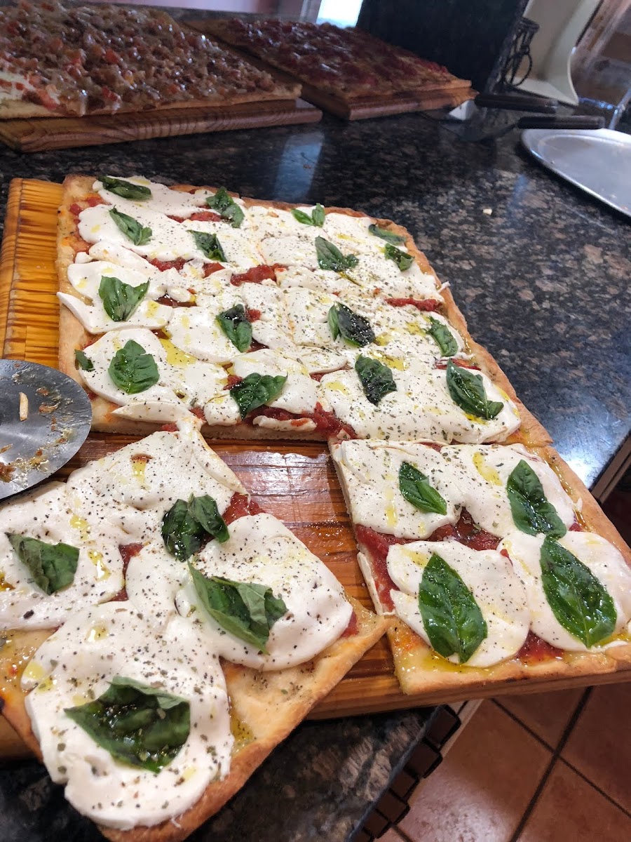 Giacomo's Pizza Spackenkill-2