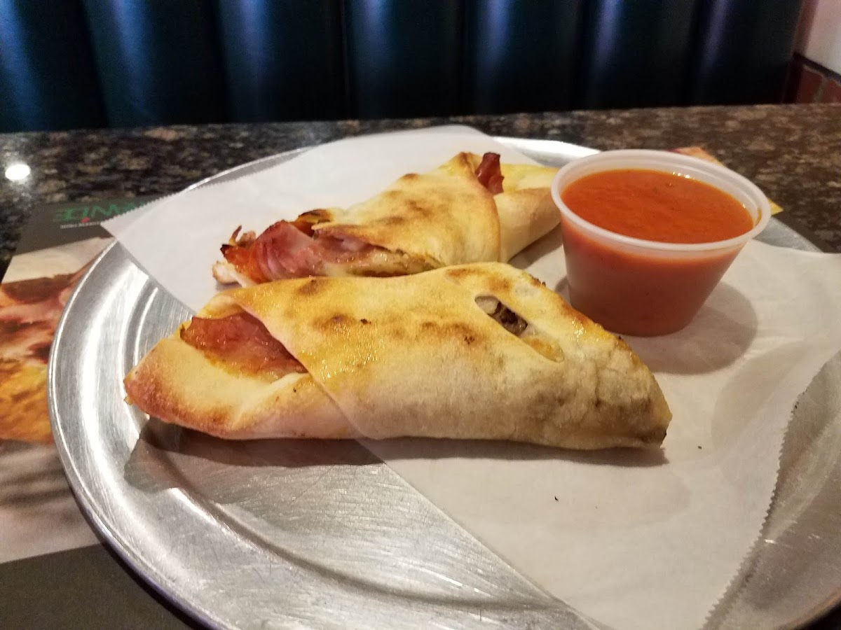 Giacomo's Pizza Spackenkill-5