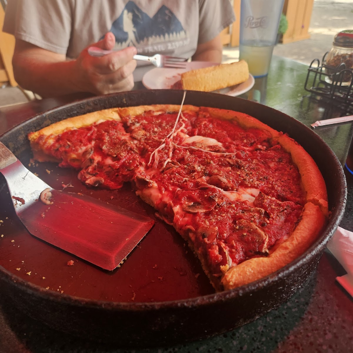Gino's East-4