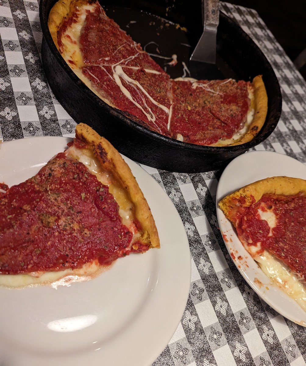 Gino's East-5