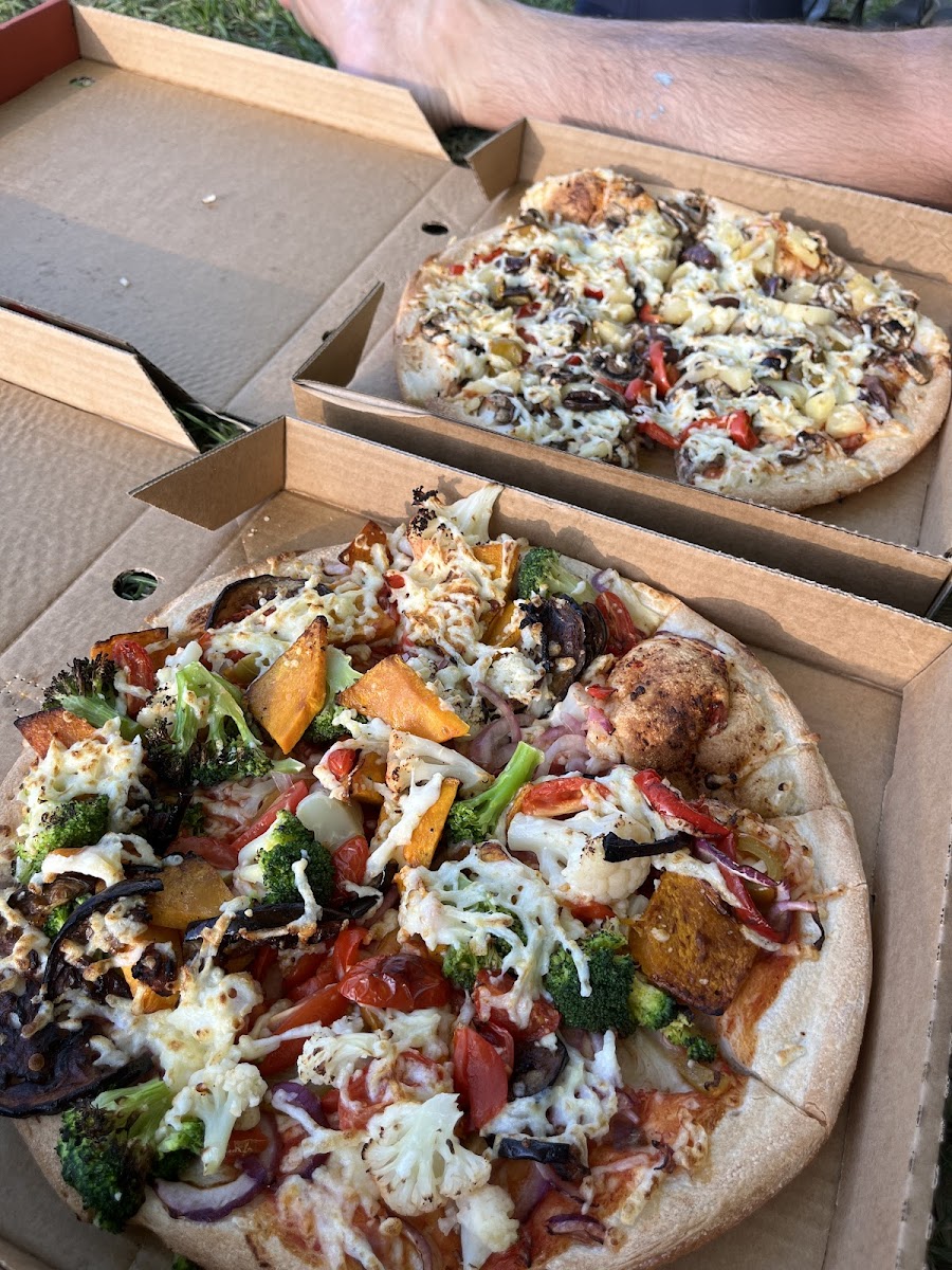 Gino's Pizza Wodonga-9