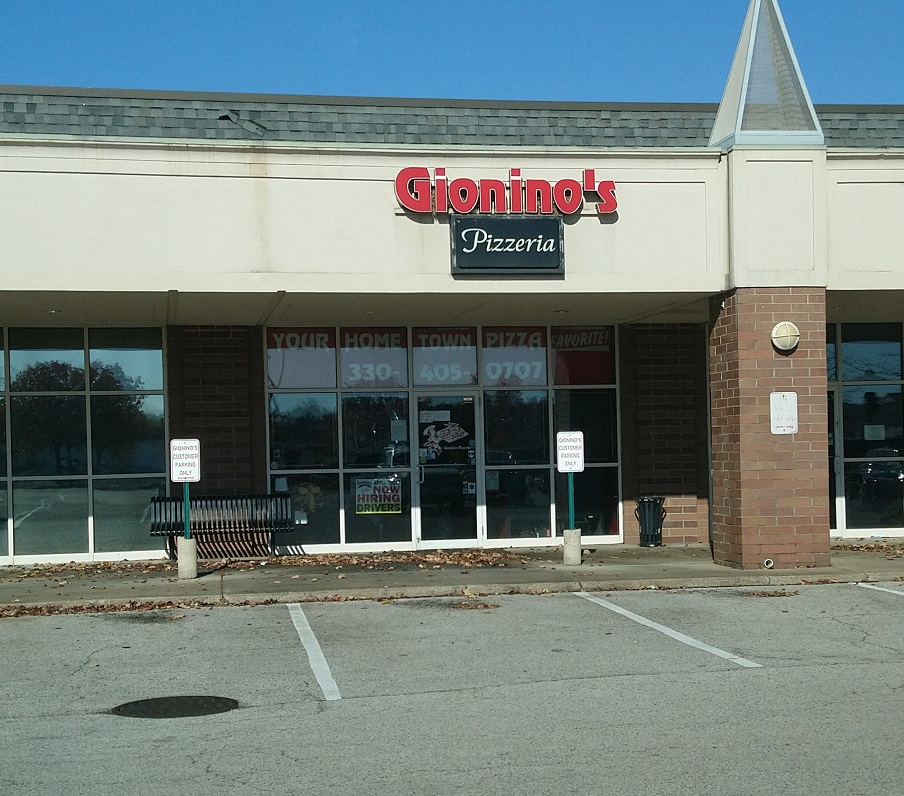 Gioninos Pizzeria