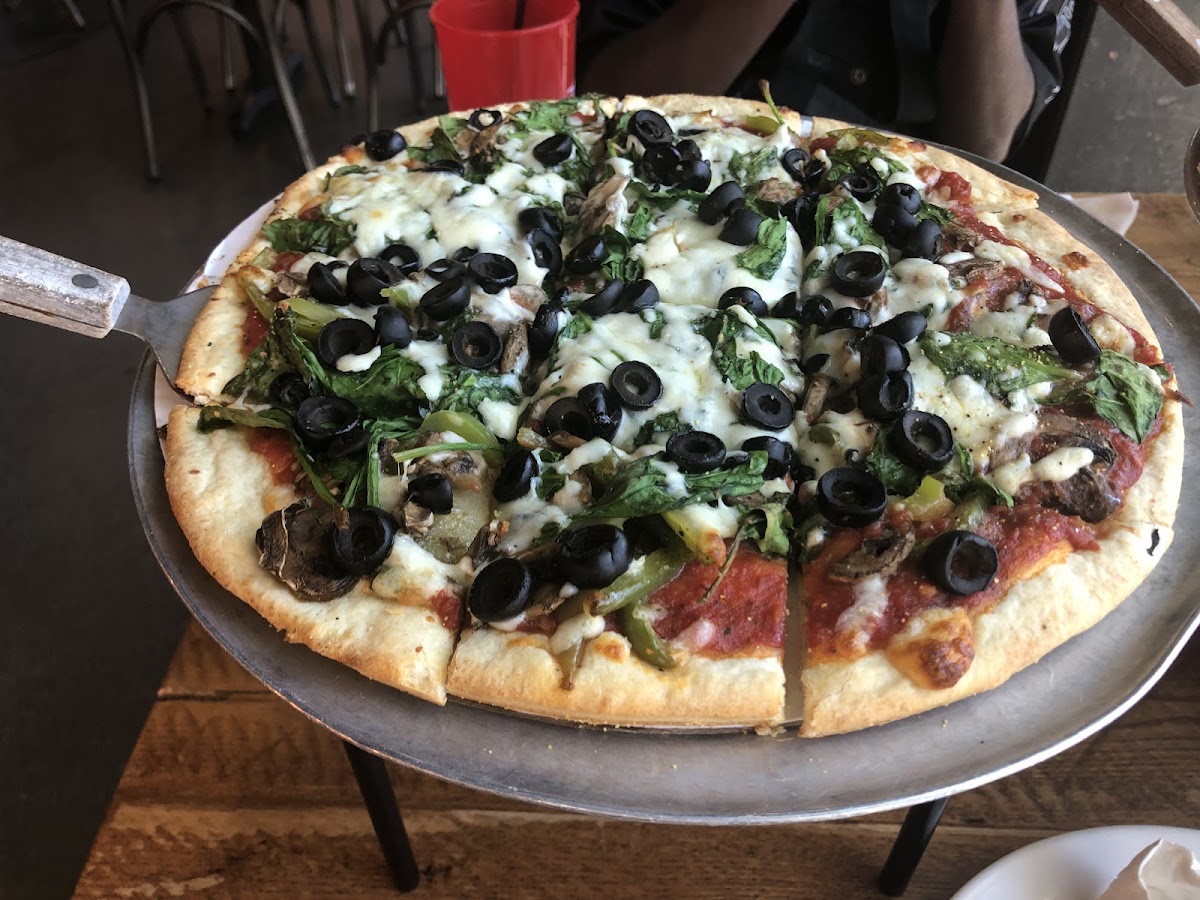 Giordano's-10